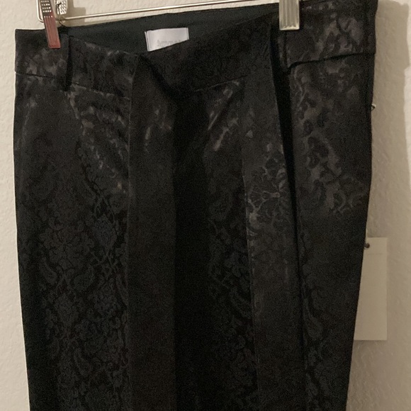 Symmetry cropped trousers floral print, prune color background Size M - Picture 2 of 14